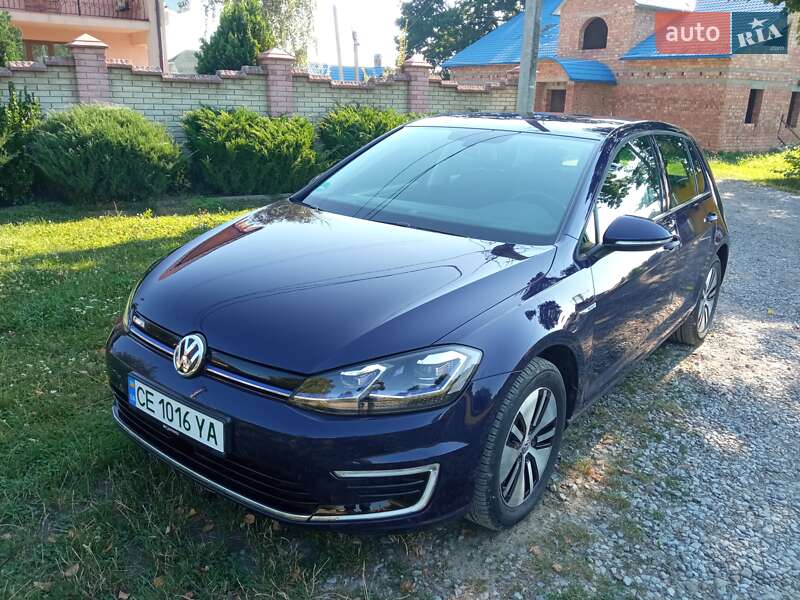 Хетчбек Volkswagen e-Golf 2020 в Чернівцях