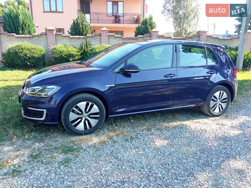 Хетчбек Volkswagen e-Golf 2020 в Чернівцях