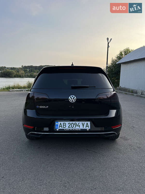 Хетчбек Volkswagen e-Golf 2017 в Бердичеві