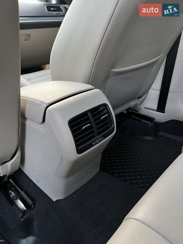 Хетчбек Volkswagen e-Golf 2017 в Бердичеві