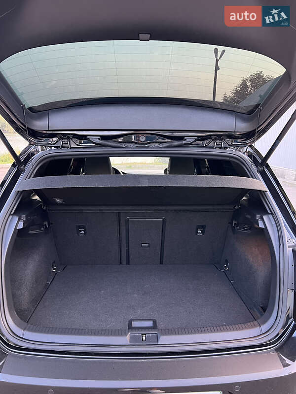 Хетчбек Volkswagen e-Golf 2017 в Бердичеві