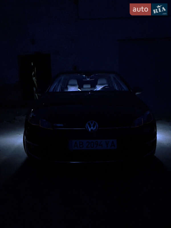 Хетчбек Volkswagen e-Golf 2017 в Бердичеві