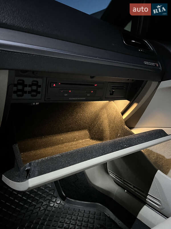 Хетчбек Volkswagen e-Golf 2017 в Бердичеві