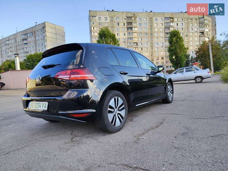 Хетчбек Volkswagen e-Golf 2015 в Харкові