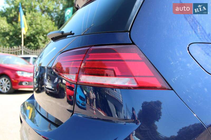 Хетчбек Volkswagen e-Golf 2017 в Одесі