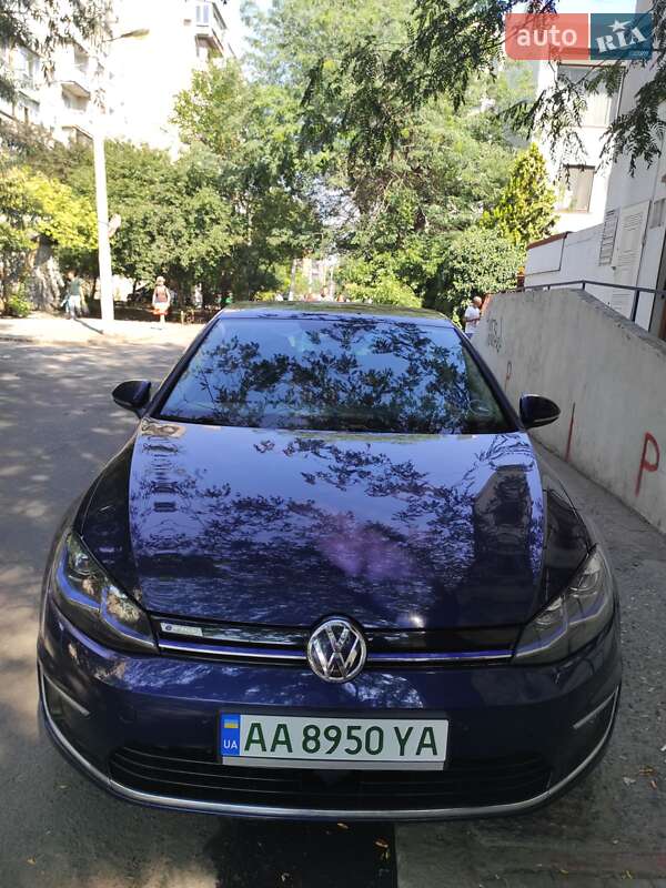 Хетчбек Volkswagen e-Golf 2017 в Одесі