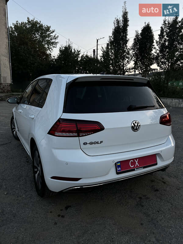 Хетчбек Volkswagen e-Golf 2020 в Івано-Франківську