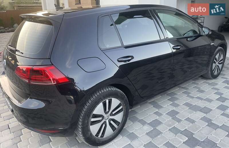 Хетчбек Volkswagen e-Golf 2016 в Чернівцях фото 4 Хетчбек Volkswagen e-Golf 2016 в Чернівцях
