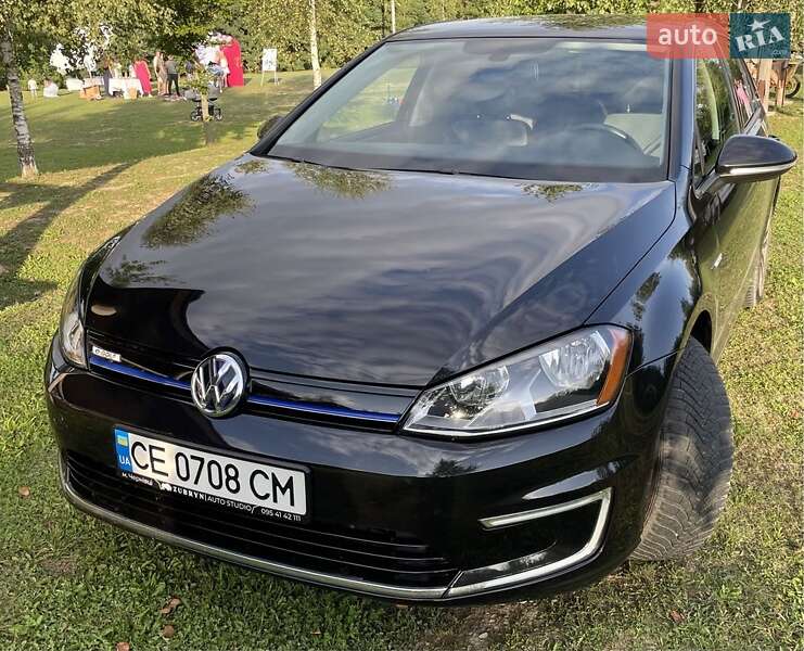 Volkswagen e-Golf 2016