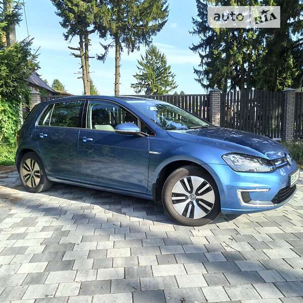 Хетчбек Volkswagen e-Golf 2015 в Старокостянтинові фото 12 Хетчбек Volkswagen e-Golf 2015 в Старокостянтинові