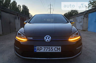 Хэтчбек Volkswagen e-Golf 2015 в Запорожье