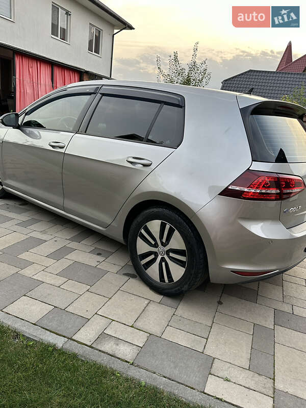 Хетчбек Volkswagen e-Golf 2014 в Луцьку