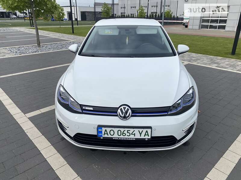 Хэтчбек Volkswagen e-Golf 2019 в Ужгороде