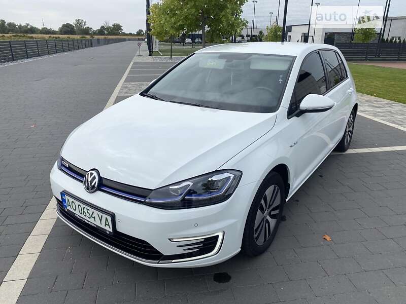 Хэтчбек Volkswagen e-Golf 2019 в Ужгороде