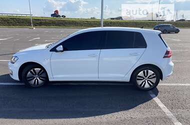 Хетчбек Volkswagen e-Golf 2016 в Львові