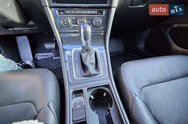 Хэтчбек Volkswagen e-Golf 2019 в Виннице