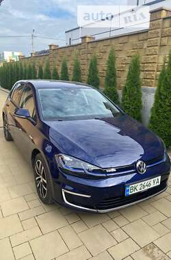 Хэтчбек Volkswagen e-Golf 2018 в Ровно