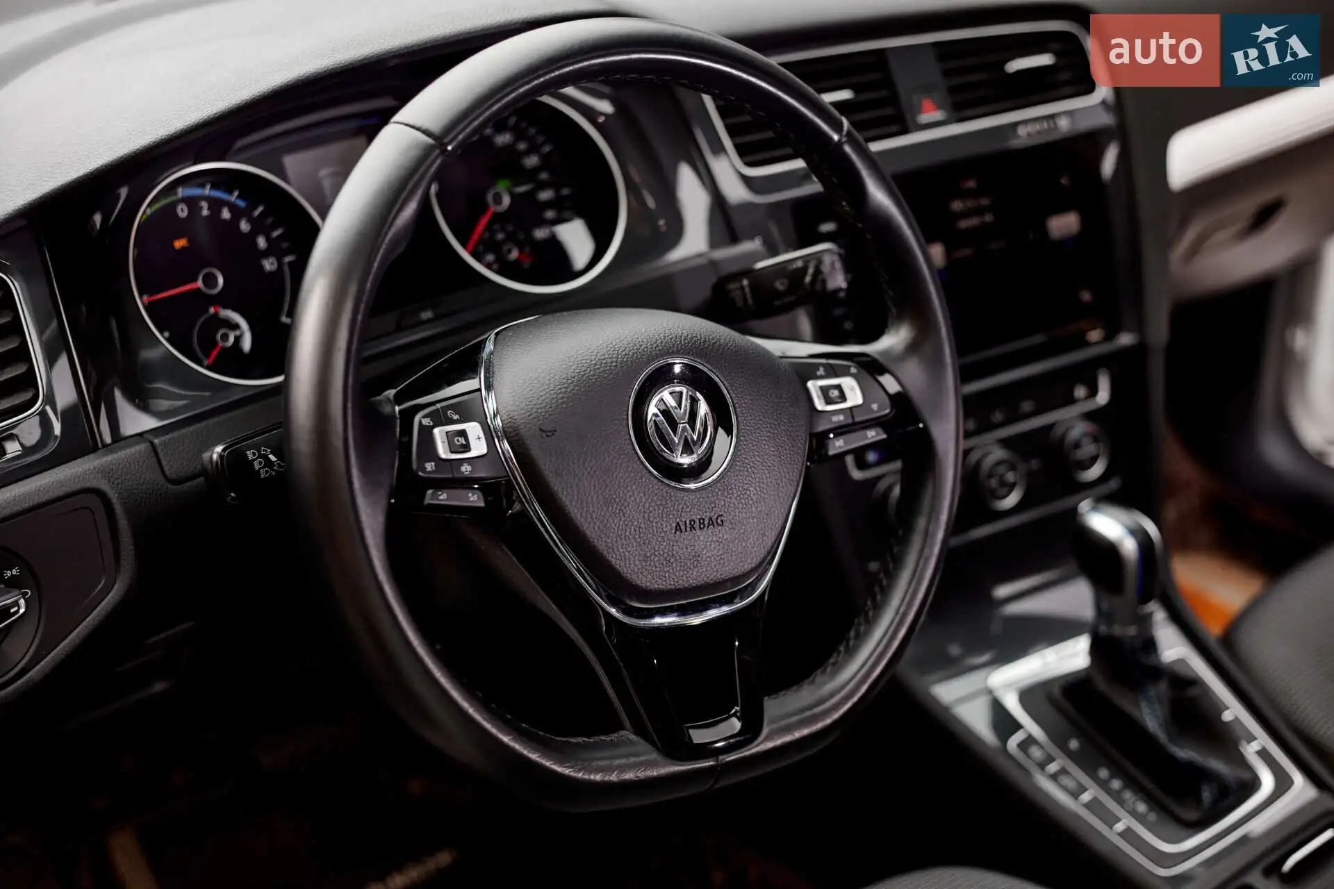 2020 Volkswagen Golf - мініатюра 18