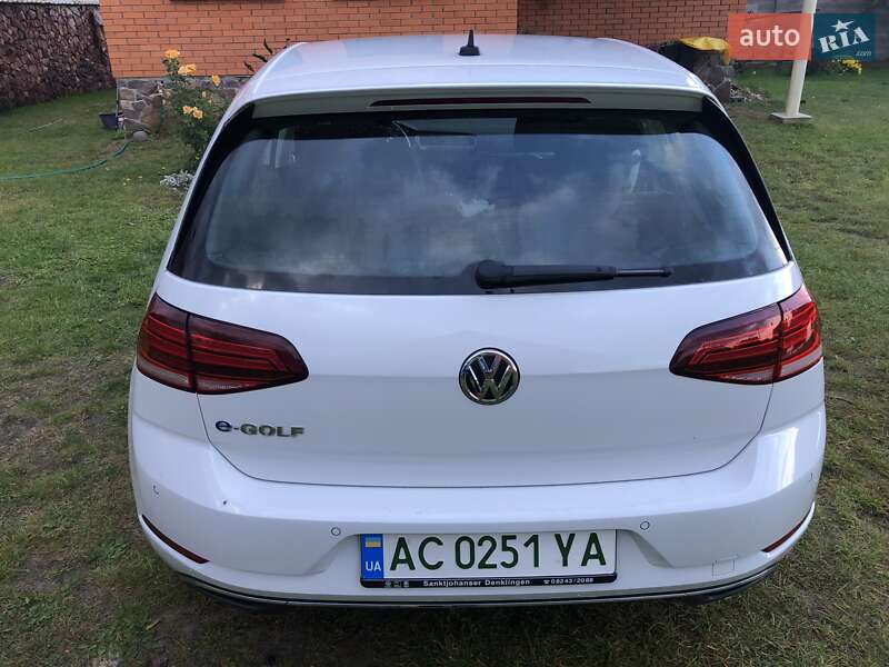 Хетчбек Volkswagen e-Golf 2019 в Камені-Каширському