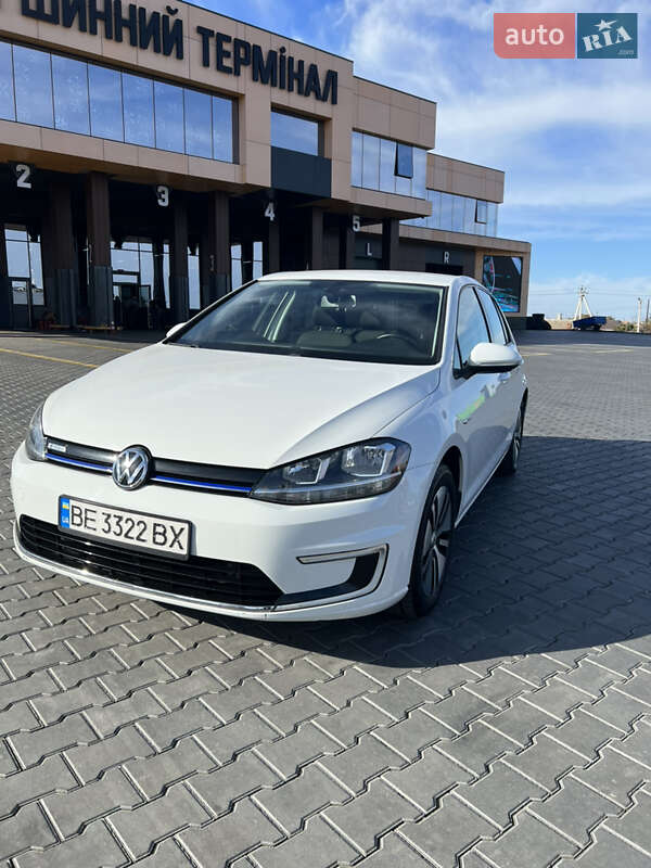 Хетчбек Volkswagen e-Golf 2017 в Одесі