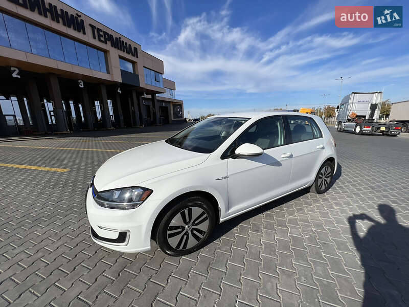 Хетчбек Volkswagen e-Golf 2017 в Одесі