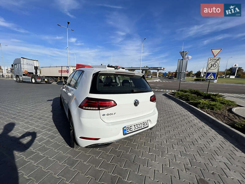 Хетчбек Volkswagen e-Golf 2017 в Одесі