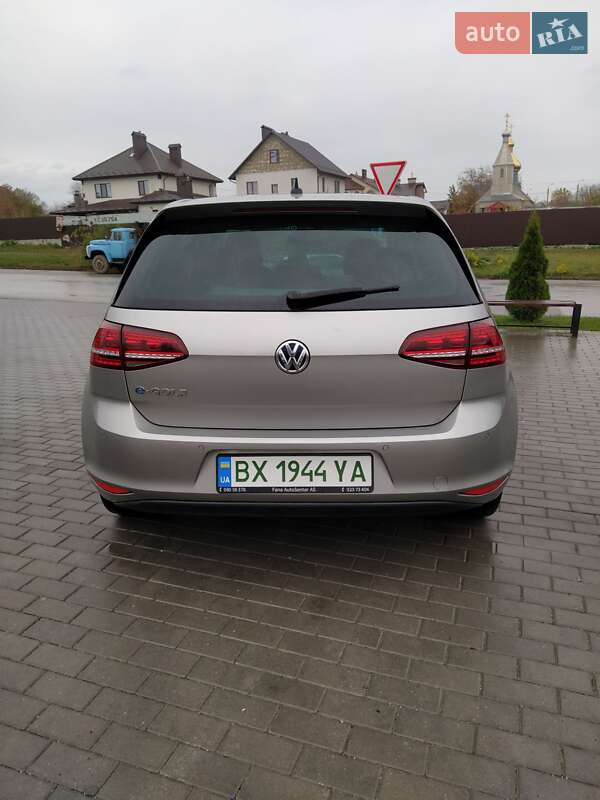 Хетчбек Volkswagen e-Golf 2014 в Кам'янець-Подільському