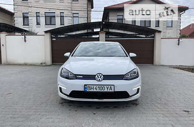 Хэтчбек Volkswagen e-Golf 2015 в Одессе