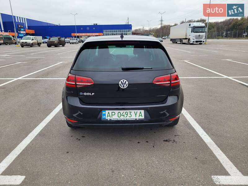 Хетчбек Volkswagen e-Golf 2014 в Запоріжжі