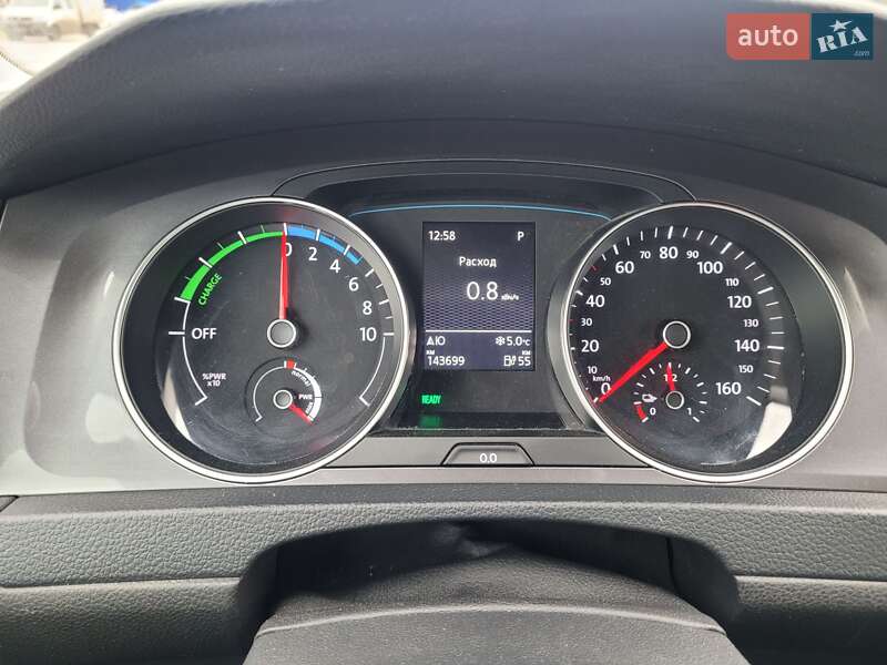 Хетчбек Volkswagen e-Golf 2014 в Запоріжжі