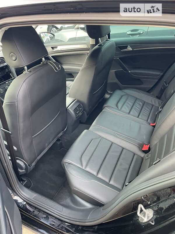 Хетчбек Volkswagen e-Golf 2019 в Миколаєві