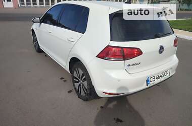 Хэтчбек Volkswagen e-Golf 2015 в Бахмаче