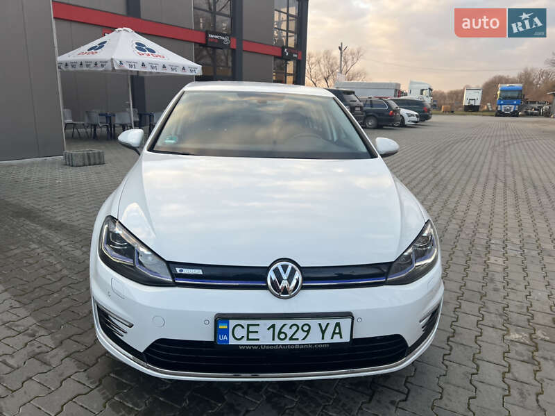 Хэтчбек Volkswagen e-Golf 2020 в Новоселице