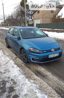 Хэтчбек Volkswagen e-Golf 2014 в Луцке