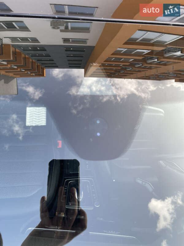 Хэтчбек Volkswagen e-Golf 2018 в Виннице