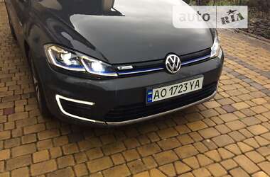 Хетчбек Volkswagen e-Golf 2020 в Ужгороді