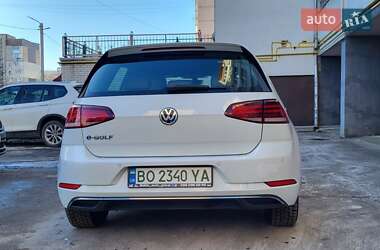 Хэтчбек Volkswagen e-Golf 2017 в Киеве