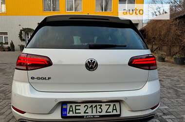 Хетчбек Volkswagen e-Golf 2017 в Кривому Розі