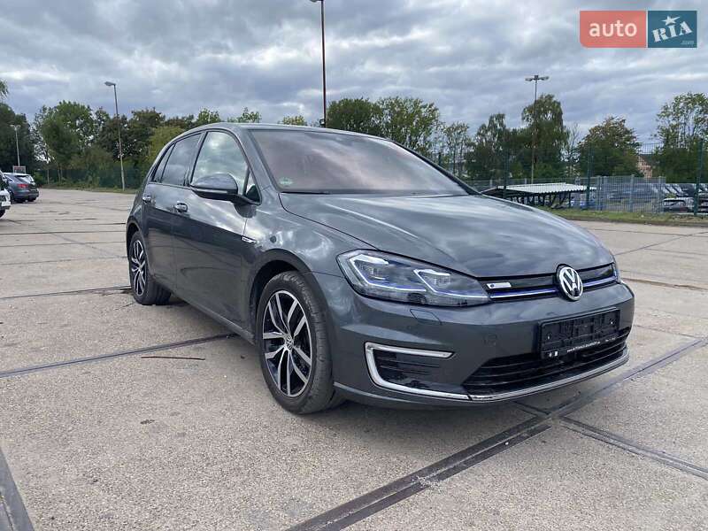 Хетчбек Volkswagen e-Golf 2019 в Ужгороді