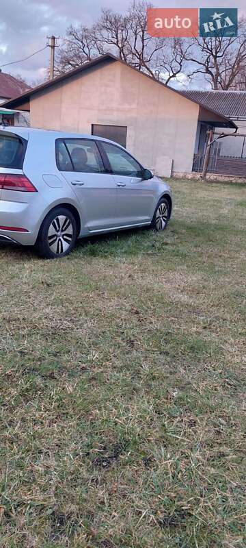 Хетчбек Volkswagen e-Golf 2020 в Тернополі