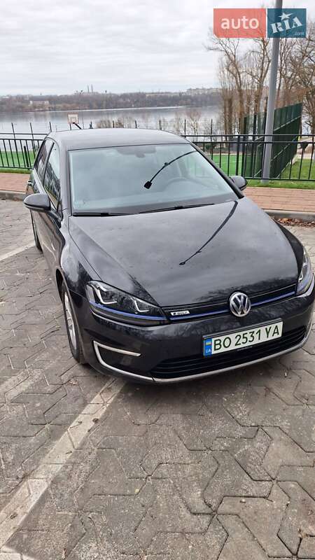 Хэтчбек Volkswagen e-Golf 2017 в Тернополе фото 6 Хэтчбек Volkswagen e-Golf 2017 в Тернополе