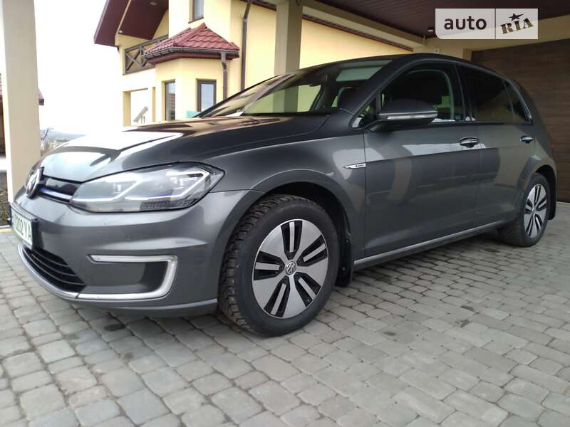 Хэтчбек Volkswagen e-Golf 2018 в Хмельницком