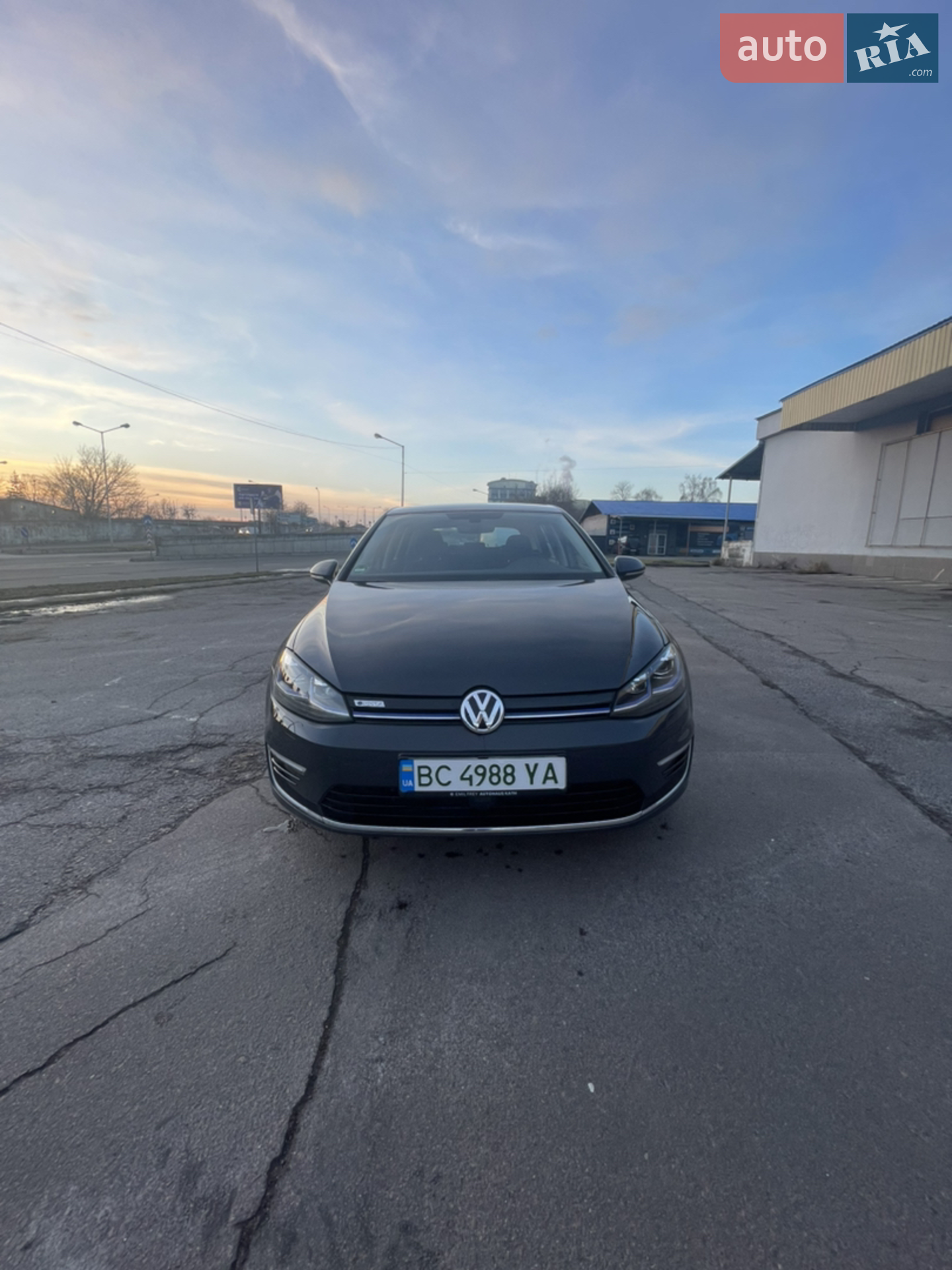 2020 Volkswagen Golf - мініатюра 2