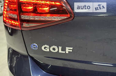 Хэтчбек Volkswagen e-Golf 2014 в Владимир-Волынском