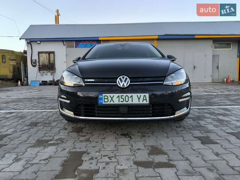 Хетчбек Volkswagen e-Golf 2018 в Києві