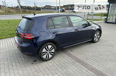 Хэтчбек Volkswagen e-Golf 2015 в Львове