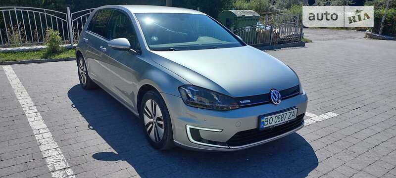 Хетчбек Volkswagen e-Golf 2015 в Тернополі