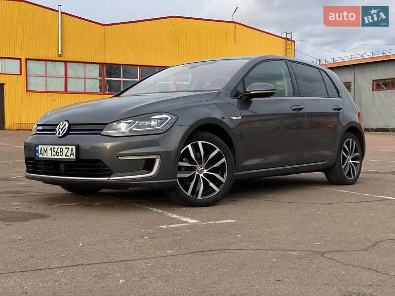 Хэтчбек Volkswagen e-Golf 2018 в Житомире