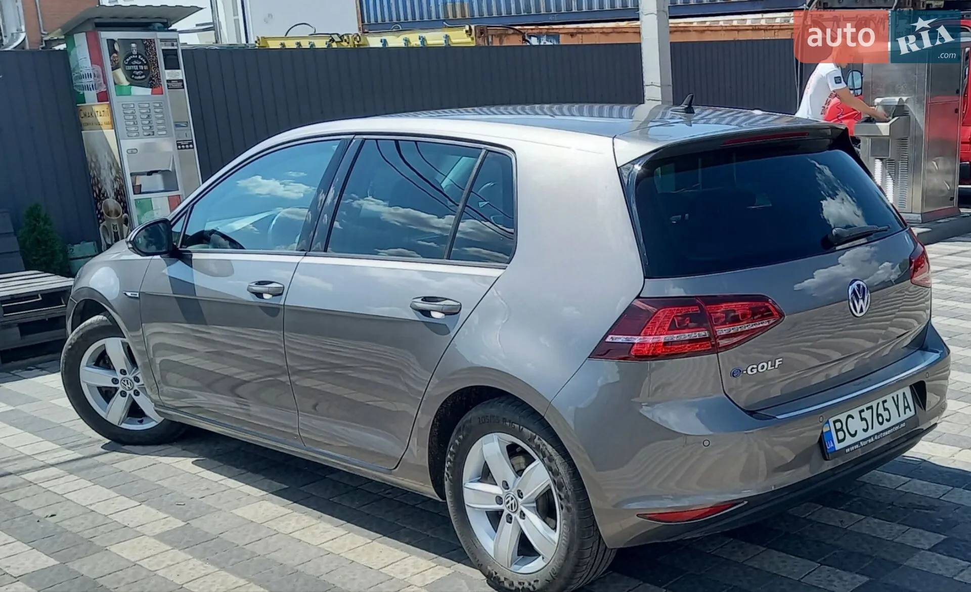 2016 Volkswagen Golf - мініатюра 6