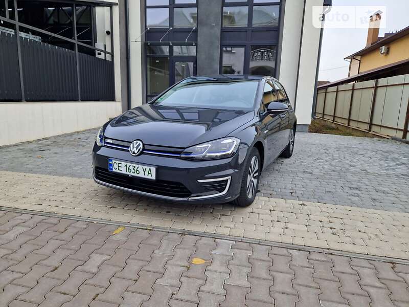 Хэтчбек Volkswagen e-Golf 2020 в Черновцах
